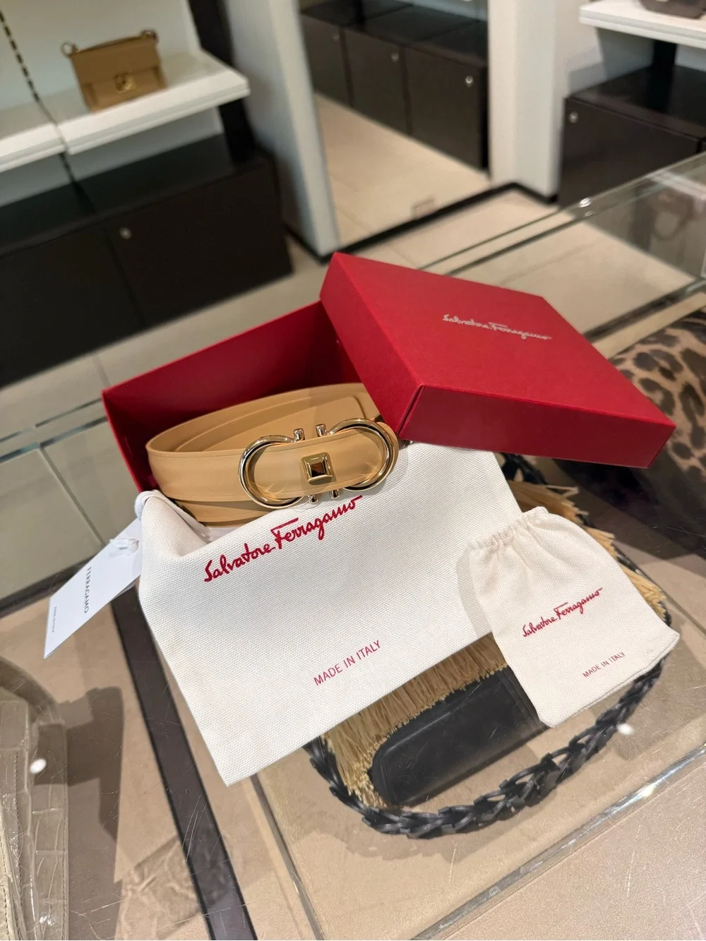 Salvatore Ferragamo Donna H.25 Calfskin Gancini Camel Belt Gold Hardware SZ 100